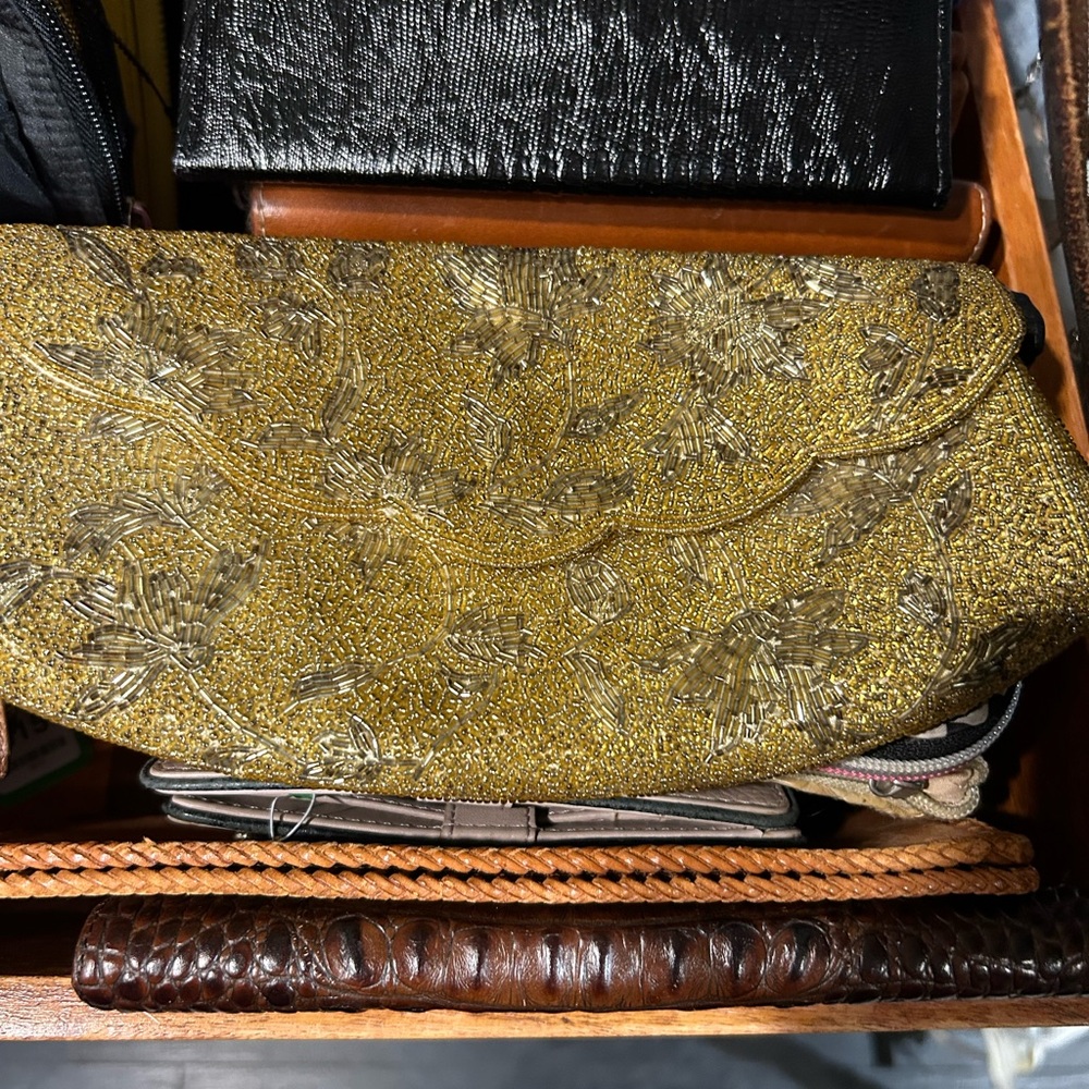 Vintage Elegant Gold bird Embroidered Clutch